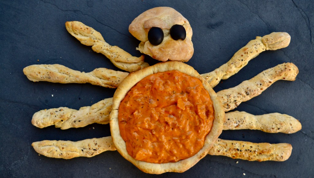 Spooky Pepperoni Pizza&nbsp;Dip