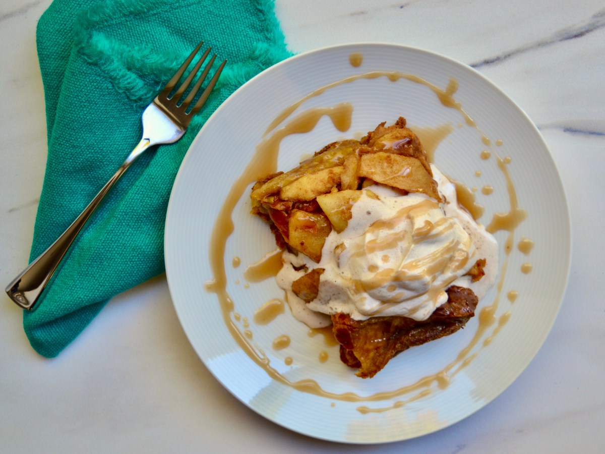 Cinnamon Apple Baked French&nbsp;Toast