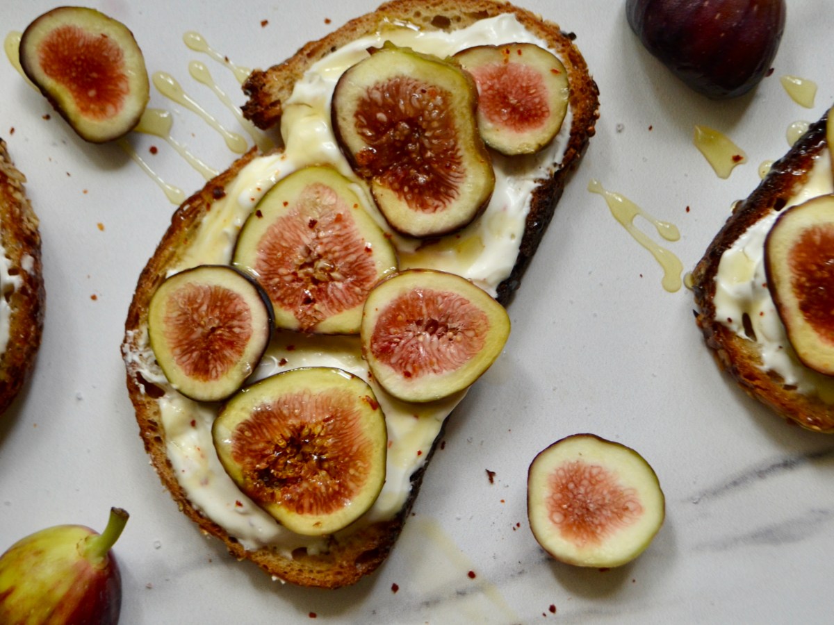 Fancy Fig & Labneh&nbsp;Toast