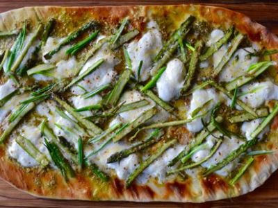 Grilled Pizza: Spring&nbsp;Edition