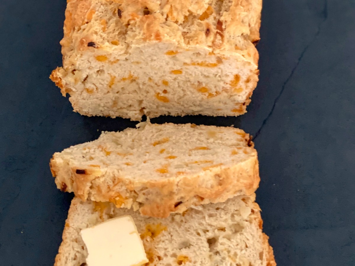 Beer & Cheese&nbsp;Bread