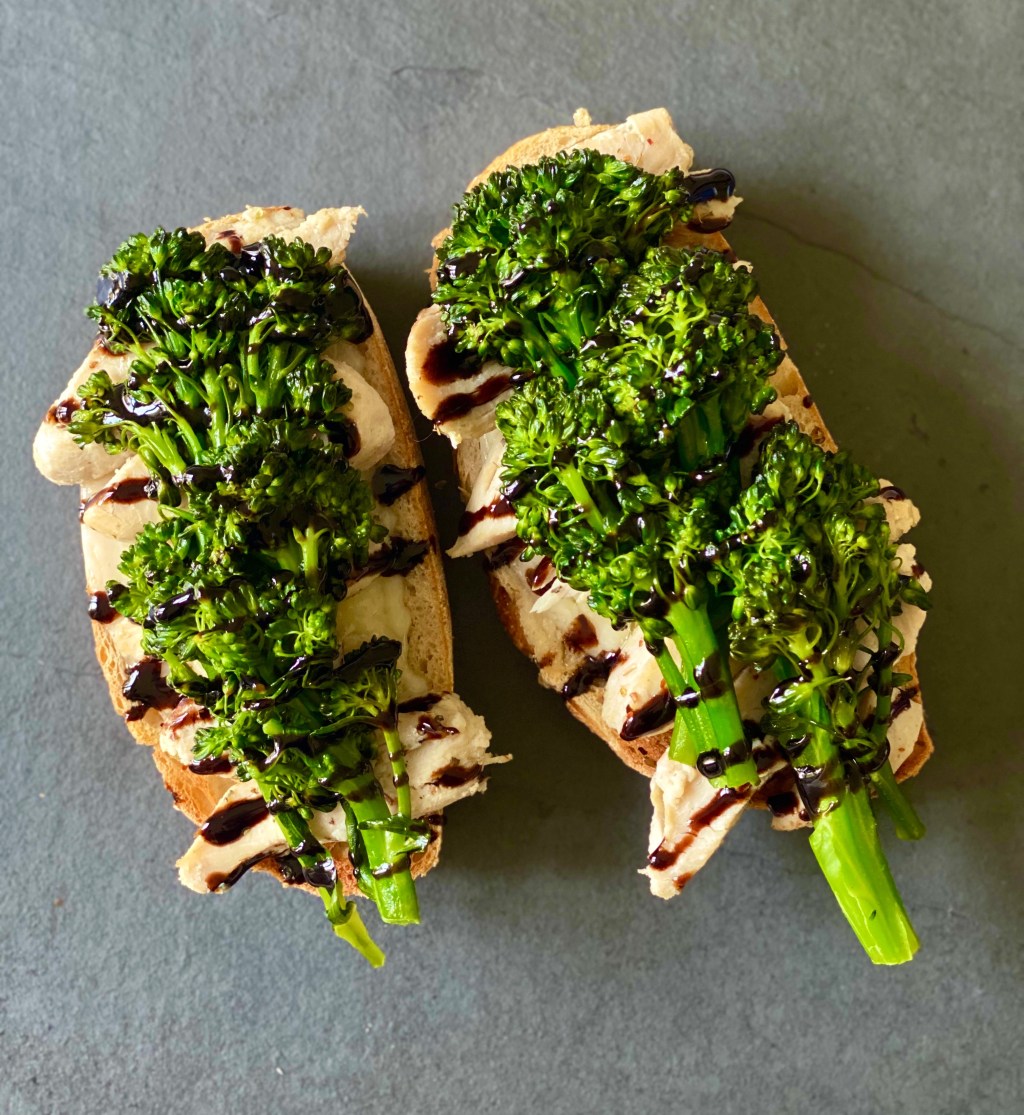 Broccoli & Chicken Open Faced&nbsp;Sandwiches
